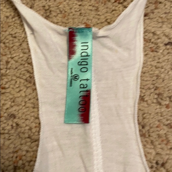 White tank top - Picture 3 of 5